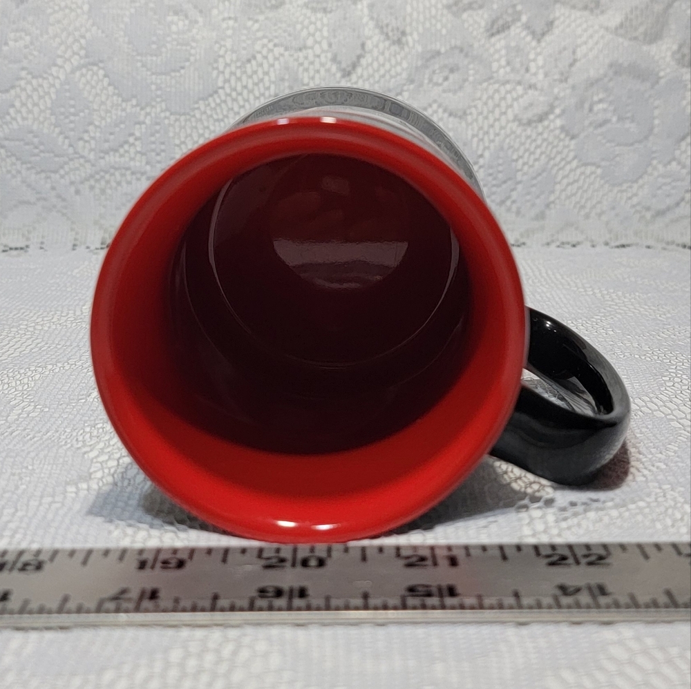 NCAA Georgia Bulldogs Black Red Embossed Cup 14oz Relief Coffee Mug Collectible - Picture 14 of 17